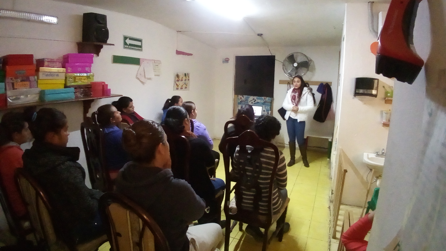 Platica para padres de familia y educadoras de Estancia Infantil de Sedesol